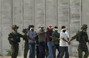 حماس تدين التنكيل بالأسرى الفلسطينيين في سجون إسرائيل