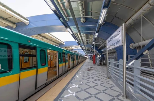 النقل: 5 أيام ويبدأ التشغيل التجريبي بالركاب لـ 5 محطات مترو جديدة | أهل مصر