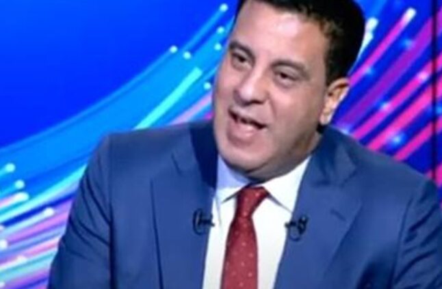 بعد تحقيقه خسائر.. عمرو أديب يسأل رئيس استاد القاهرة عن راتبه (فيديو)