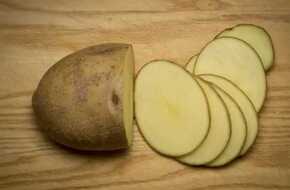 لحماية صحتك.. احذر تناول البطاطس الخضراء وذات البراعم | المصري اليوم