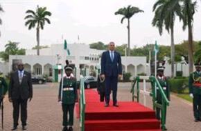 سفير مصر بأبوجا يقدم أوراق اعتماده للرئيس النيجيري