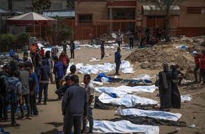 انتشال جثامين 10 شهداء بحي السلام شرقي مدينة رفح الفلسطينية