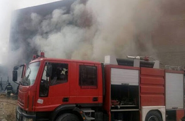 السيطرة على حريقين نشبا بشقة وسيارة ملاكي في منطقة العمرانية