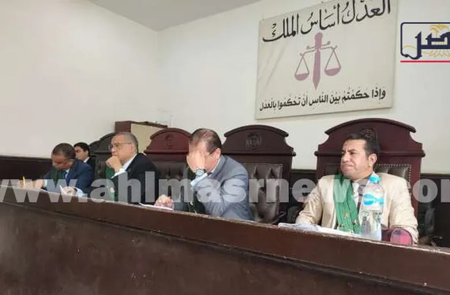 تأجيل محاكمة لشقيقين بتهمة قتل ابن عمهم لخلافات الميراث بالفيوم | أهل مصر
