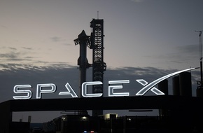 "سبيس إكس" تخطط لبناء منشأة جديدة لإطلاق مركبات Starship