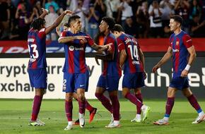 تشافي يعلن قائمة برشلونة لمواجهة ريال سوسيداد 