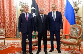 لافروف يبحث مع وفد ليبي استئناف عمل اللجنة الحكومية الروسية الليبية المشتركة