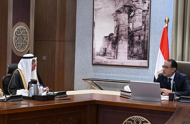 رئيس الوزراء يبحث مع مسئولين سعوديين أوجه التعاون المشترك وزيادة الاستثمارات | أهل مصر