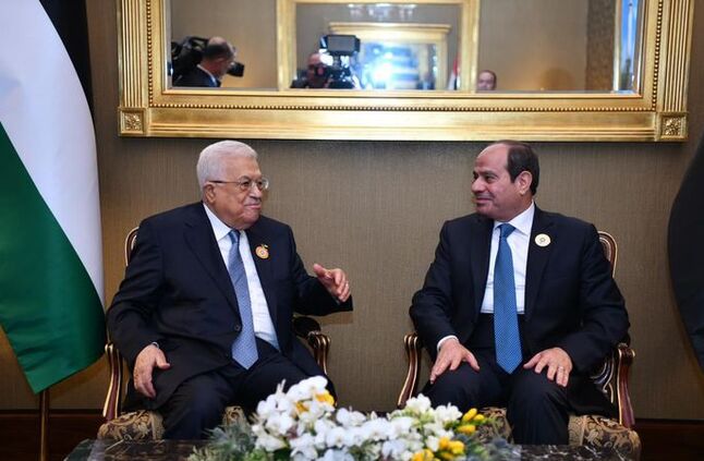السيسي يؤكد لأبو مازن: دعم مصر للقيادة الفلسطينية ورفض الحرب الإسرائيلية في غزة | أهل مصر