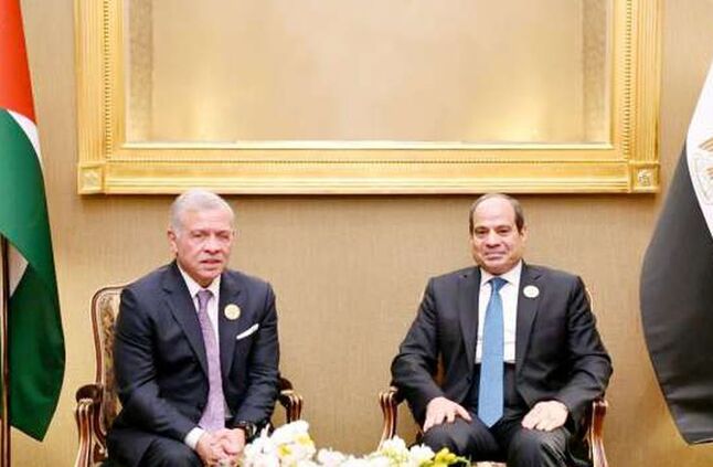 الرئيس السيسي يعقد لقاءات مع عدد من القادة العرب على هامش «القمة»
