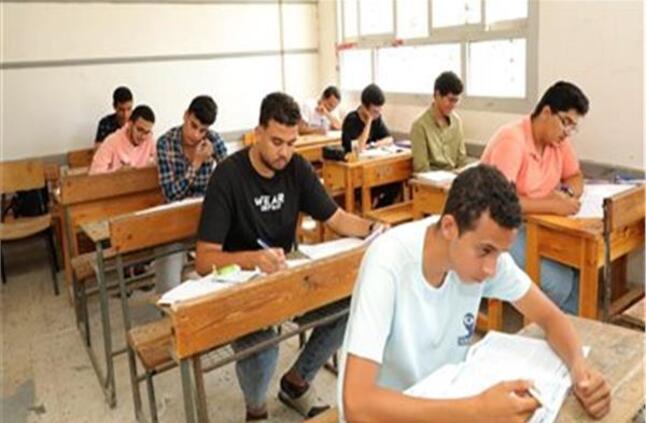 التعليم: 25 مايو موعد انطلاق الامتحانات التحريرية للدبلومات الفنية 2024