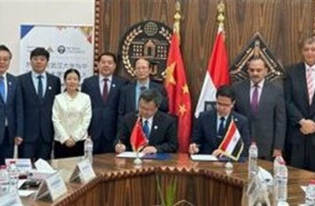 توقيع بروتوكول تجديد التعاون بين جامعة بنها وجامعة ووهان الصينية