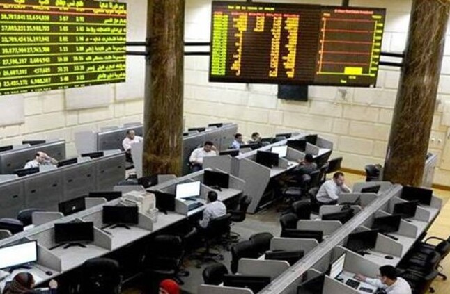 ارتفاع مؤشرات البورصة المصرية لدى إغلاق تعاملات الأسبوع