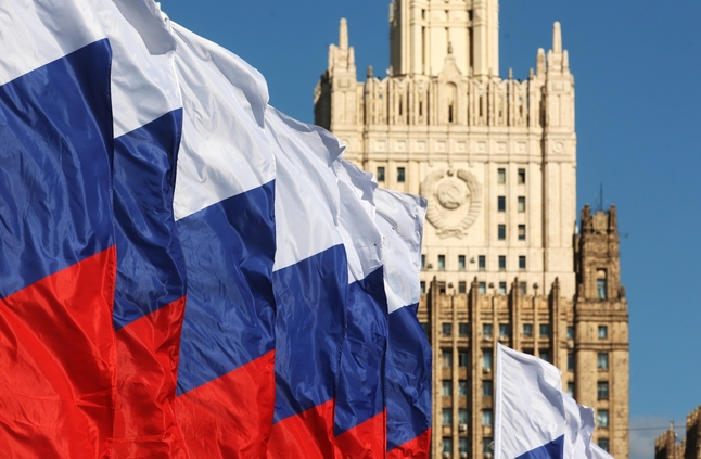 الخارجية الروسية تعلق على تكهنات بتدخل موسكو في الانتخابات الأمريكية