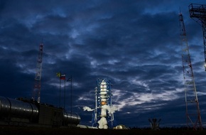 روسيا تطلق صاروخا فضائيا على متنه أقمار صناعية لأغراض عسكرية