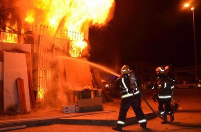 إخماد حريق داخل مصنع مراتب فى البدرشين دون إصابات