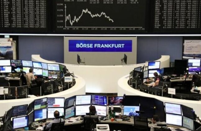 الأسهم الأوروبية تنخفض للجلسة الثانية بعد سلسلة مكاسب