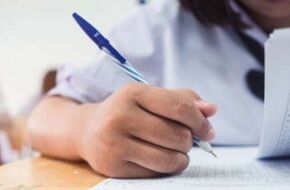 5 أنواع من الأقلام احذر استخدامها في الامتحانات.. قد تؤدي إلى رسوبك
