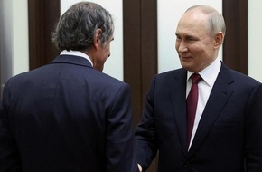 غروسي يأمل بمواصلة مناقشة مسألة محطة زابوروجيه مع بوتين