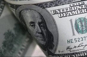 الدولار يسجل مفاجأة أمام الجنيه المصري في تعاملات اليوم