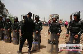  الحماية المدنية بالجيزة تواصل استخراج جثث ضحايا «معدية أبو غالب» | المصري اليوم