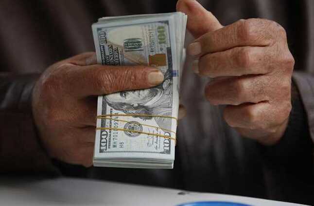 انخفاض سعر الدولار اليوم الثلاثاء 21 مايو 2024 مقابل الجنيه بمنتصف التعاملات البنكية | المصري اليوم
