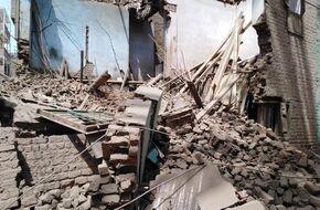 مصرع مسن إثر انهيار منزل مكون من طابقين في المنيا | أهل مصر