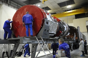 شاحنة "بروغريس إم إس – 27" الروسية تحمل إلى محطة الفضاء الدولية 2500 طن من الحمولة