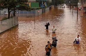 عاجل.. كارثة مناخية في البرازيل.. عشرات القتلى والمفقودين في فيضانات وانهيارات