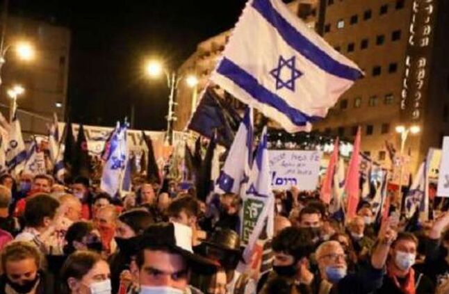 شوارع تل أبيب تشتعل.. مظاهرات إسرائيلية تطالب بوقف الحرب وإقالة نتنياهو