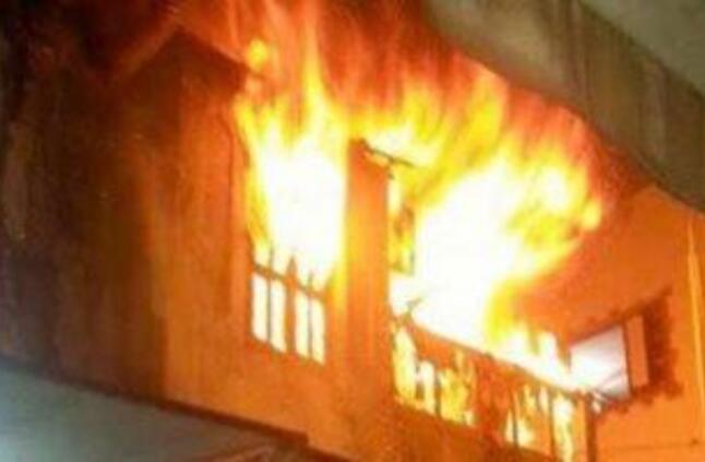 السيطرة على حريق بغرفة نوم داخل شقة سكنية فى جرجا بسوهاج دون إصابات