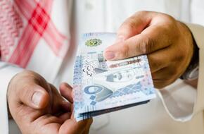 الريال السعودى بـ 12.80 جنيهاً ..أسعار العملات بالبنوك المصرية