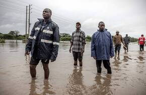 ارتفاع عدد قتلى الفيضانات في كينيا إلى 228 شخصا
