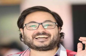 علي الكشوطي: أحمد السقا فقد السمع 3 أيام بسبب صوت الطائرات في «السرب»