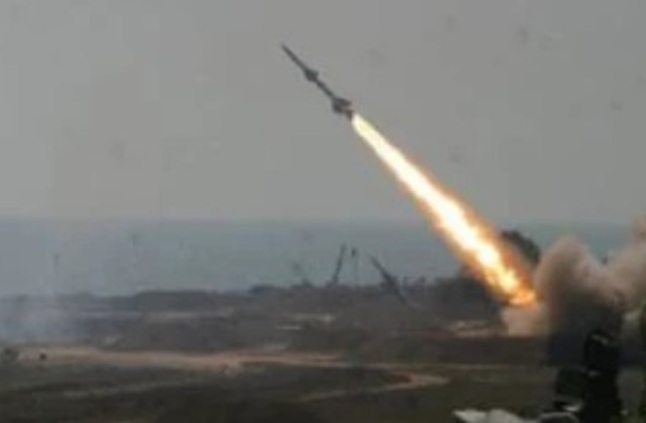 عاجل...قناة 14 العبرية: إطلاق عدد من الصواريخ من سوريا باتجاه جنوب الجولان | العاصمة نيوز