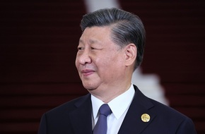 شي جين بينغ يدعو الاتحاد الأوروبي إلى تعميق التعاون الاستراتيجي مع الصين