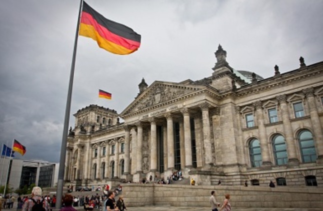 ألمانيا.. إدانات لهجوم أسفر عن إصابة رجل من غانا وابنته