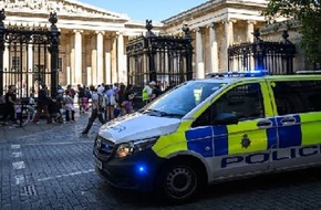 عاجل...بريطانيا: القبض على 11 شخصا للاشتباه في محاولتهم القتل في حادث طعن في بريستول | العاصمة نيوز