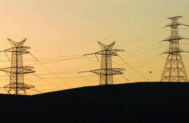 عاجل...الحكومة: حريصون على مواجهة سرقات الكهرباء لزيادة الموارد ووقف تخفيف الأحمال | العاصمة نيوز