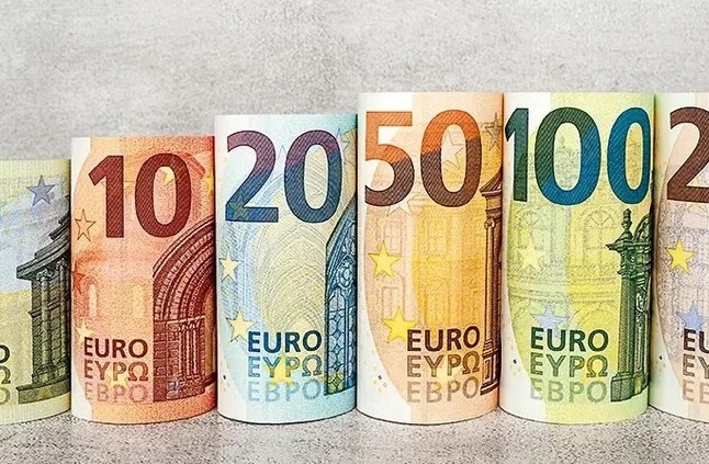 سعر اليورو مقابل الجنيه اليوم الأحد 16-6-2024 | أموال الغد