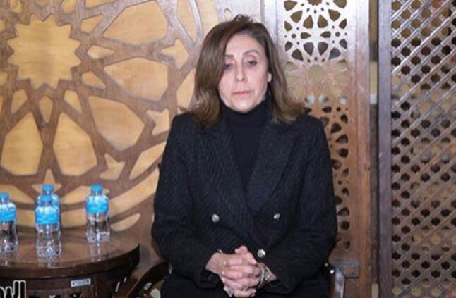 الوزراء يقدمون واجب العزاء في والدة وزيرة الثقافة - اليوم السابع