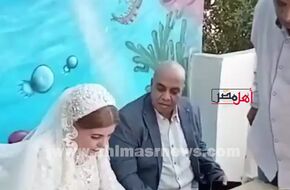 مصري يتزوج جزائرية: عرفها أونلاين واتجوزها على بحيرة قارون بالفيوم  | أهل مصر