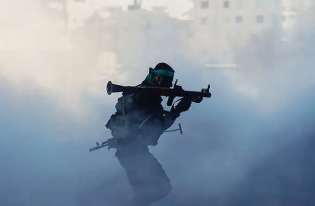 جيش الاحتلال الإسرائيلي يذوق الجحيم في الشجاعية.. الفصائل تقتل 4 وتدمر 12 آلية