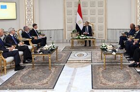 على هامش مؤتمر الاستثمار المصري الأوروبي.. رئيس الوزراء يلتقي المفوض الأوروبي للتجارة
