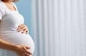 الصحة تحذر: إهمال زيارات الحمل قد يهدد حياة الأم والجنينسيدة حامل | المرأة والصحة | الصباح العربي