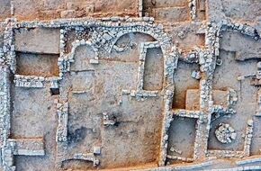 اكتشاف أثري في غزة يثير  حيرة العلماء.. يعود عمره لـ1500 سنة
