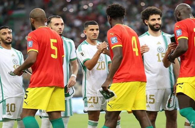 رقمان سلبيان وبنزيمة.. 3 مشاهد من سقوط منتخب الجزائر أمام غينيا 