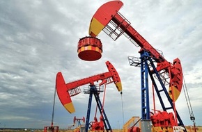 عاجل...أسعار النفط العالمية تواصل ارتفاعها رغم المخاوف من تراجع الطلب بعد خفض أسعار النفط السعودي | العاصمة نيوز
