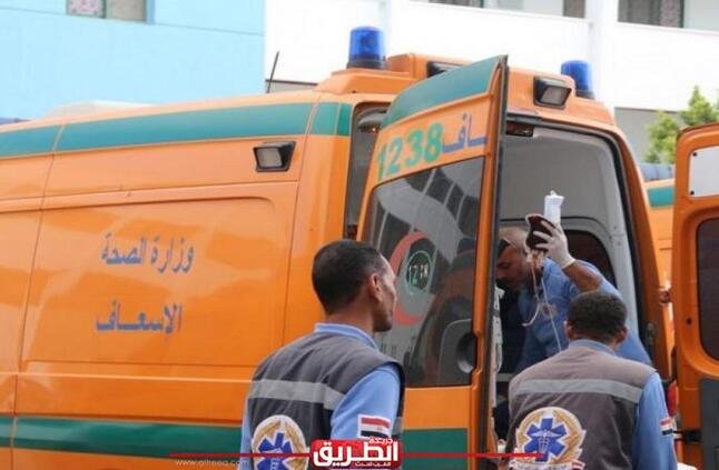 إصابة 6 أشخاص في حادث تصادم مروري بطريق الإسماعيلية الصحراوي | الحوادث | الطريق