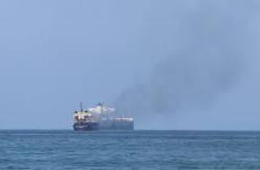 الحوثي تعلن استهداف مدمرة بريطانية في البحر الأحمر بصواريخ باليستية